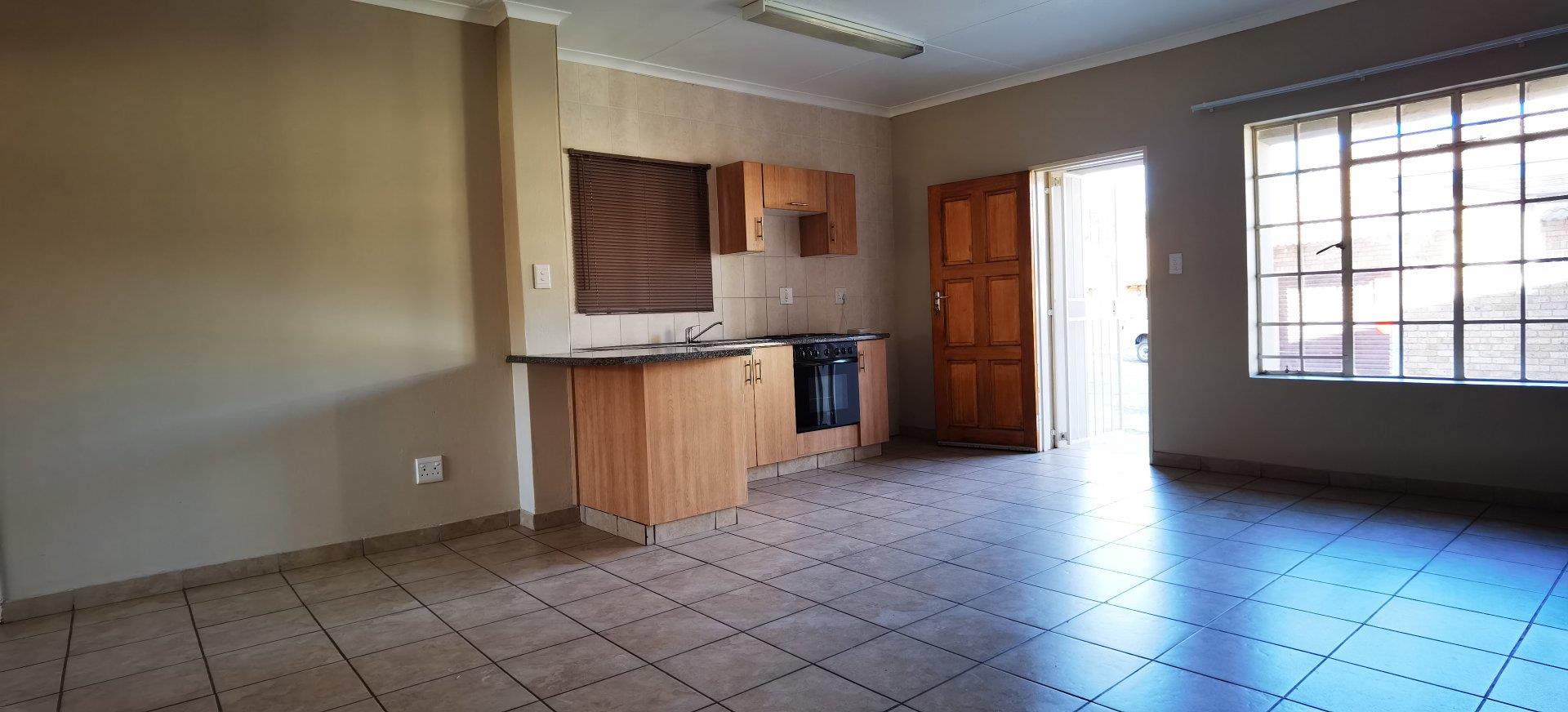 Apartments / flats to rent in Ermelo Ermelo Property