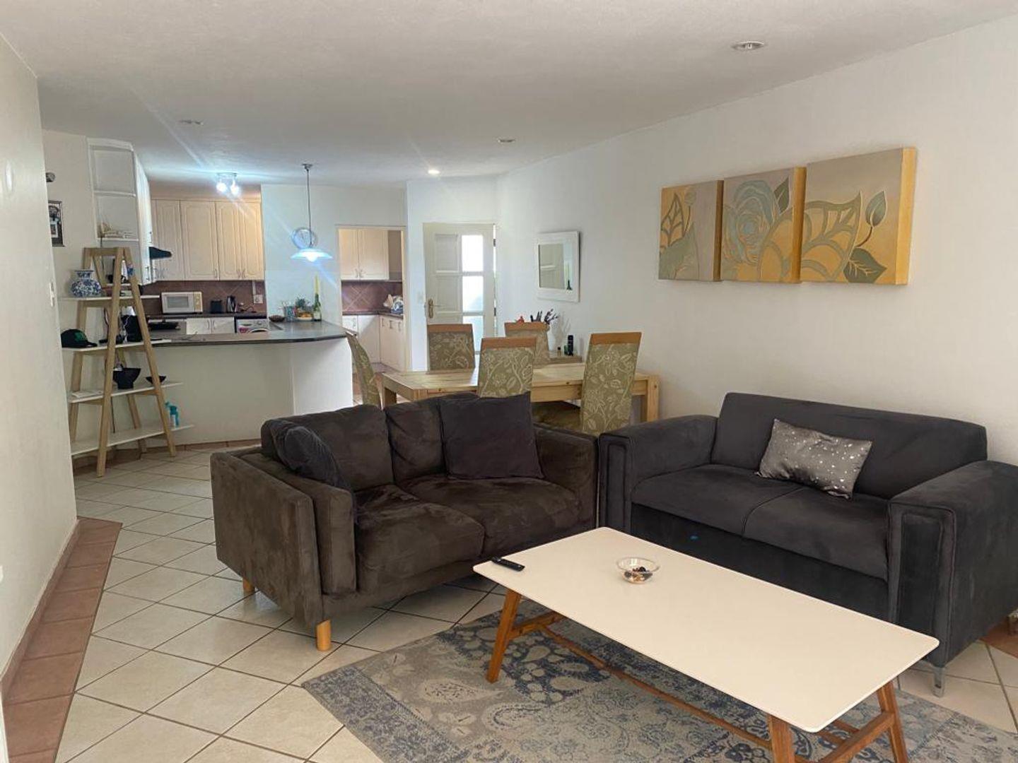 3 Bedroom Townhouse to rent in Woodhill Golf Estate P24112768675