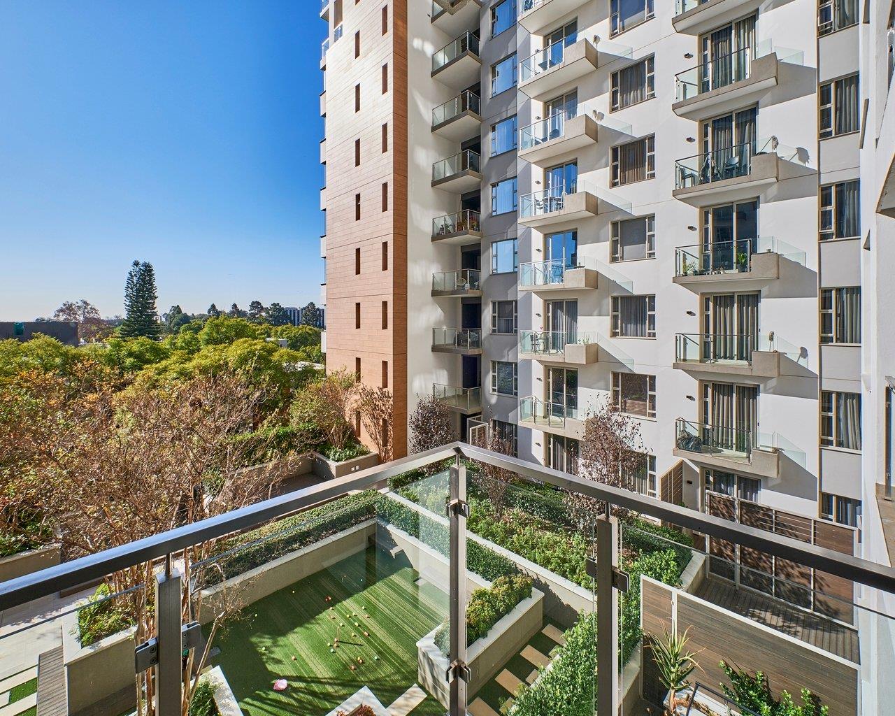 2 Bedroom Apartment / flat for sale in Rosebank P24112768260