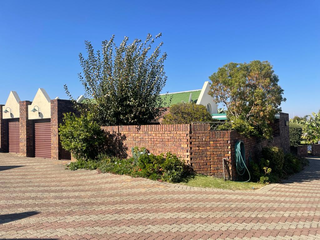 Property and houses for sale in Johannesburg Johannesburg Property