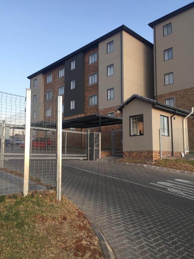 South Hills Property Apartments / flats to rent in South Hills