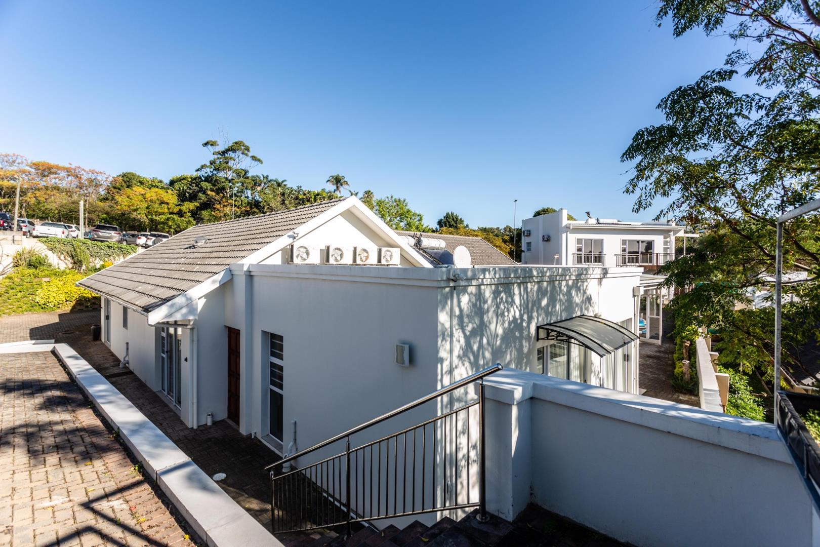 10 Bedroom House for sale in Bonnie Doon P24112774930