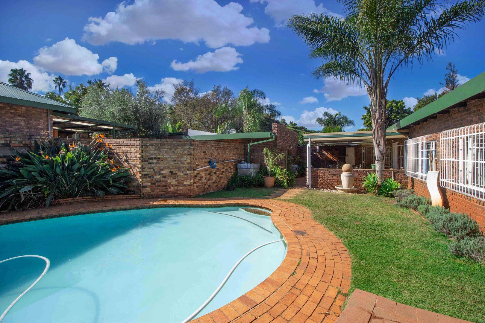 3 Bedroom House for sale in La Montagne P24112774942