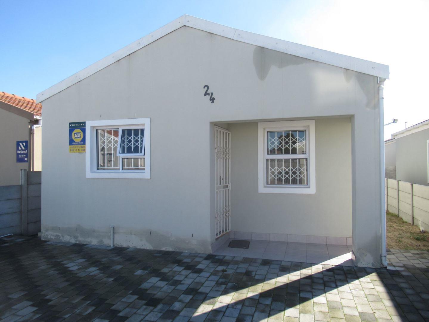 3 Bedroom House for sale in Silwood Heights P24113836117