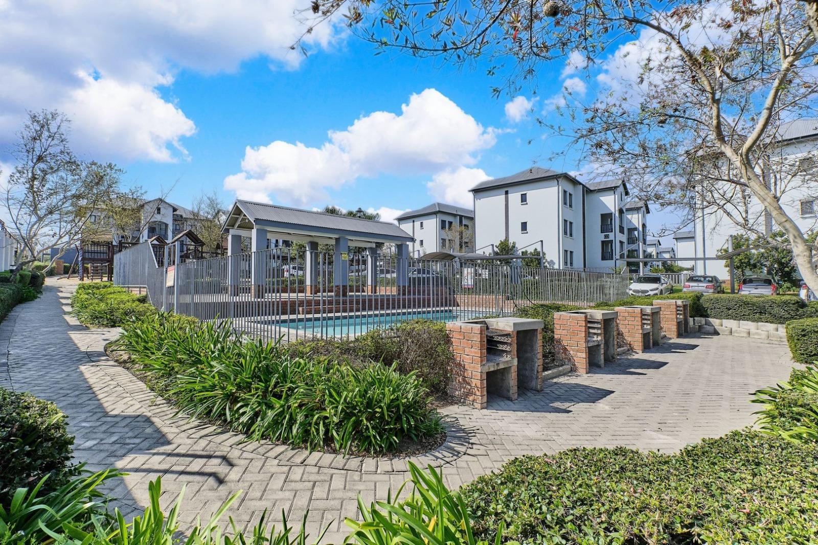 1 Bedroom Apartment / flat to rent in Broadacres 1 Ceder Road P24