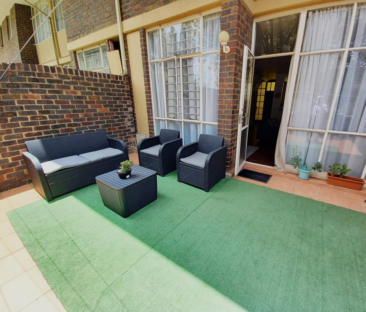 Bedford Gardens Property Property and houses for sale in Bedford