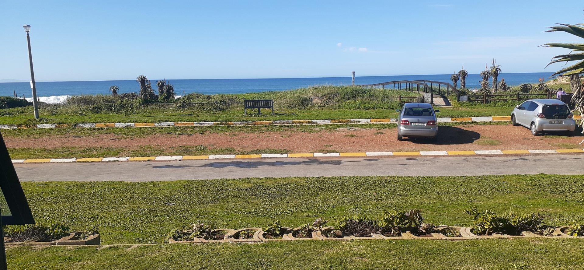 Jeffreys Bay Central Property Property and houses to rent in Jeffreys
