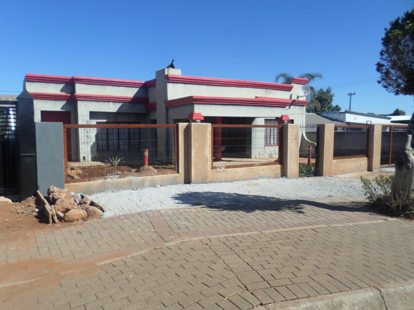 House for sale in Garankuwa Unit 2 P24114045233