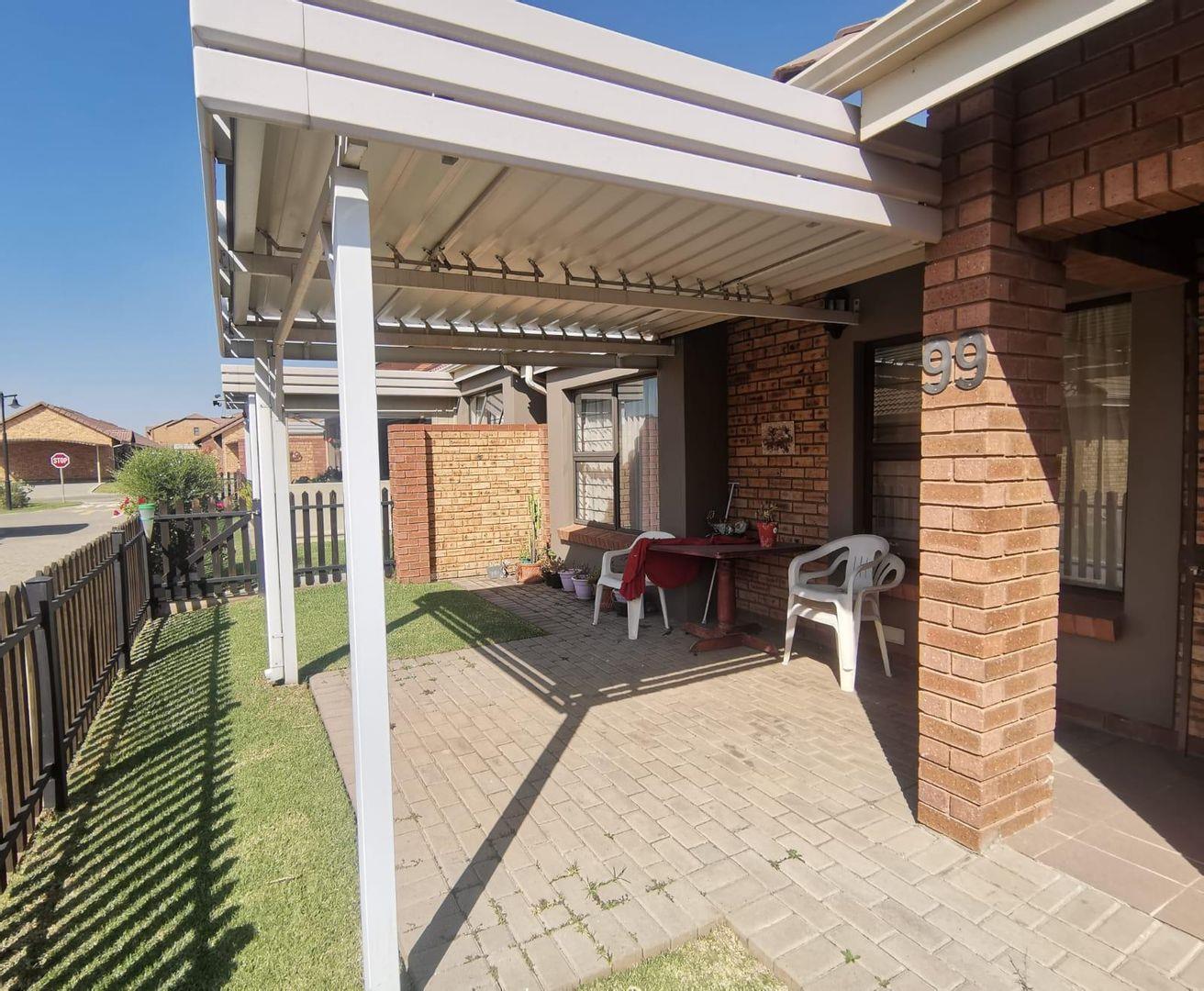 Brentwood Park, Benoni Property Property and houses to rent in