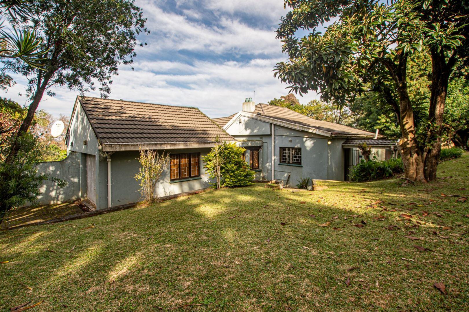 5 Bedroom House for sale in Bothas Hill P24112802178