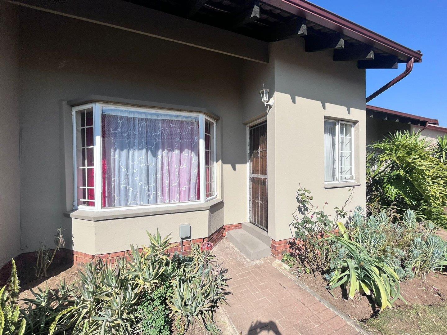 Dalpark Ext 11 Property Property and houses for sale in Dalpark Ext