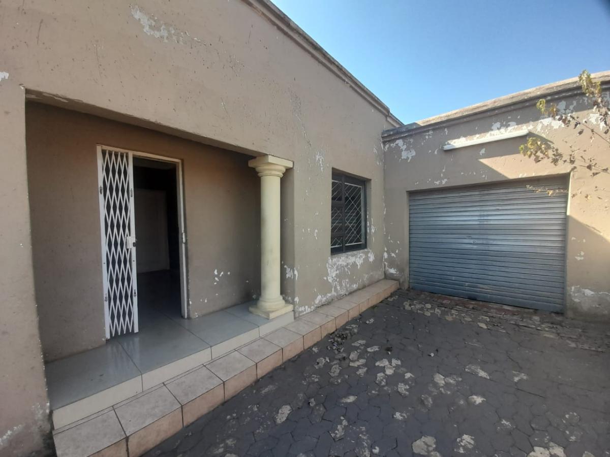 Riverlea, Johannesburg Property Property and houses for sale in