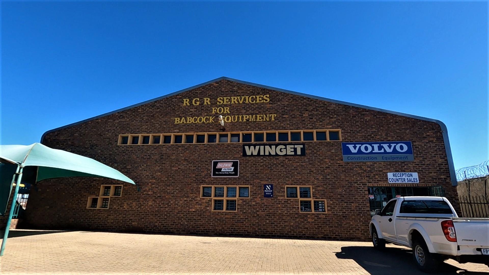 Commercial property for sale in Ladine Com/ Warehouse/ 135 Blaauwberg