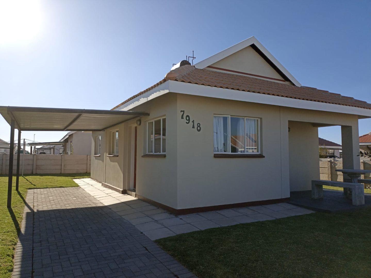 3 Bedroom House for sale in Freedom Park P24112806898