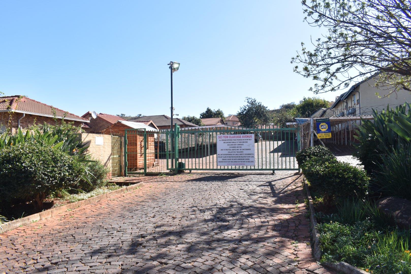 Philip Nel Park Property Apartments / flats for sale in Philip Nel