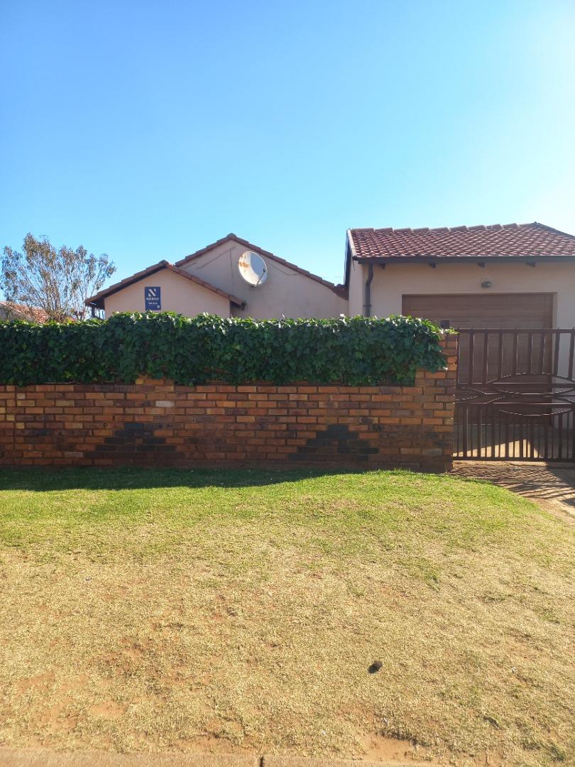 Marimba Gardens Property Houses for sale in Marimba Gardens