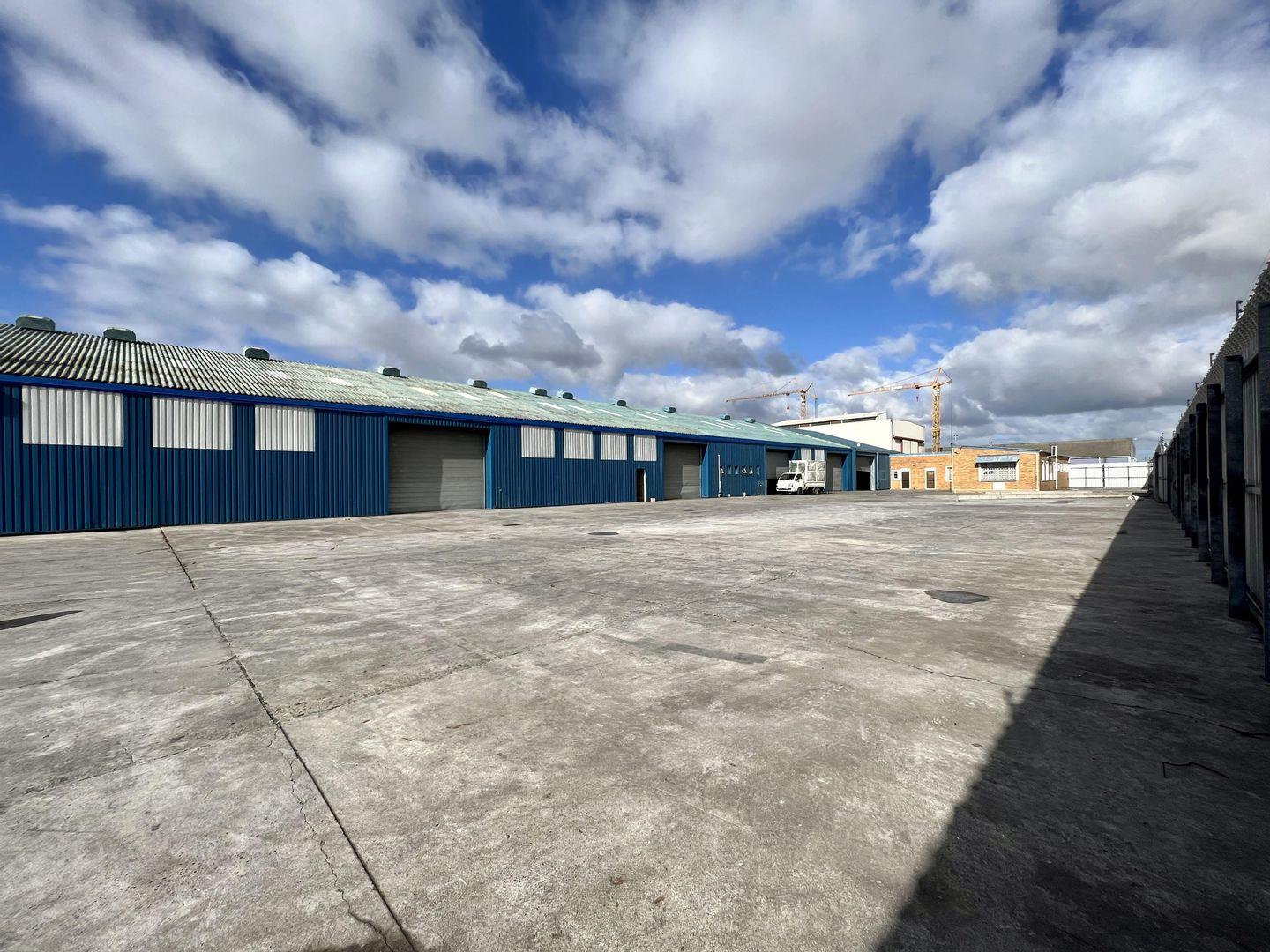 Parow Industrial Property Property and houses to rent in Parow