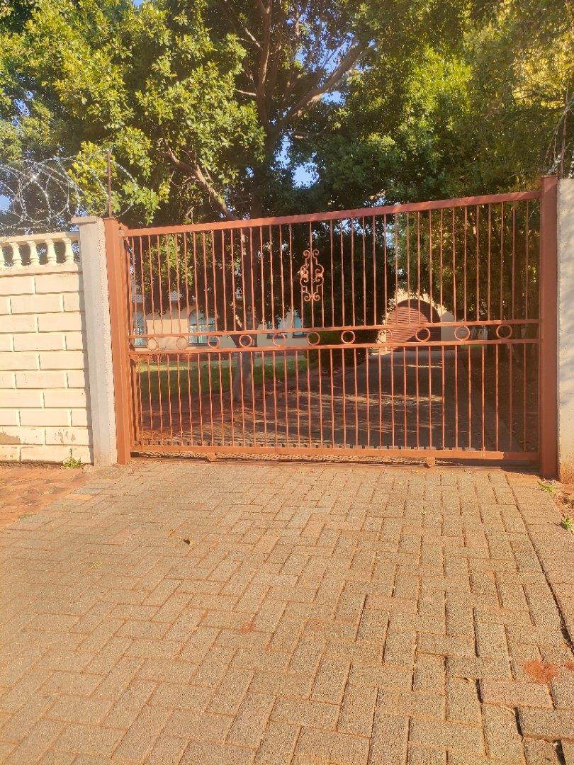 The Orchards Property Houses to rent in The Orchards