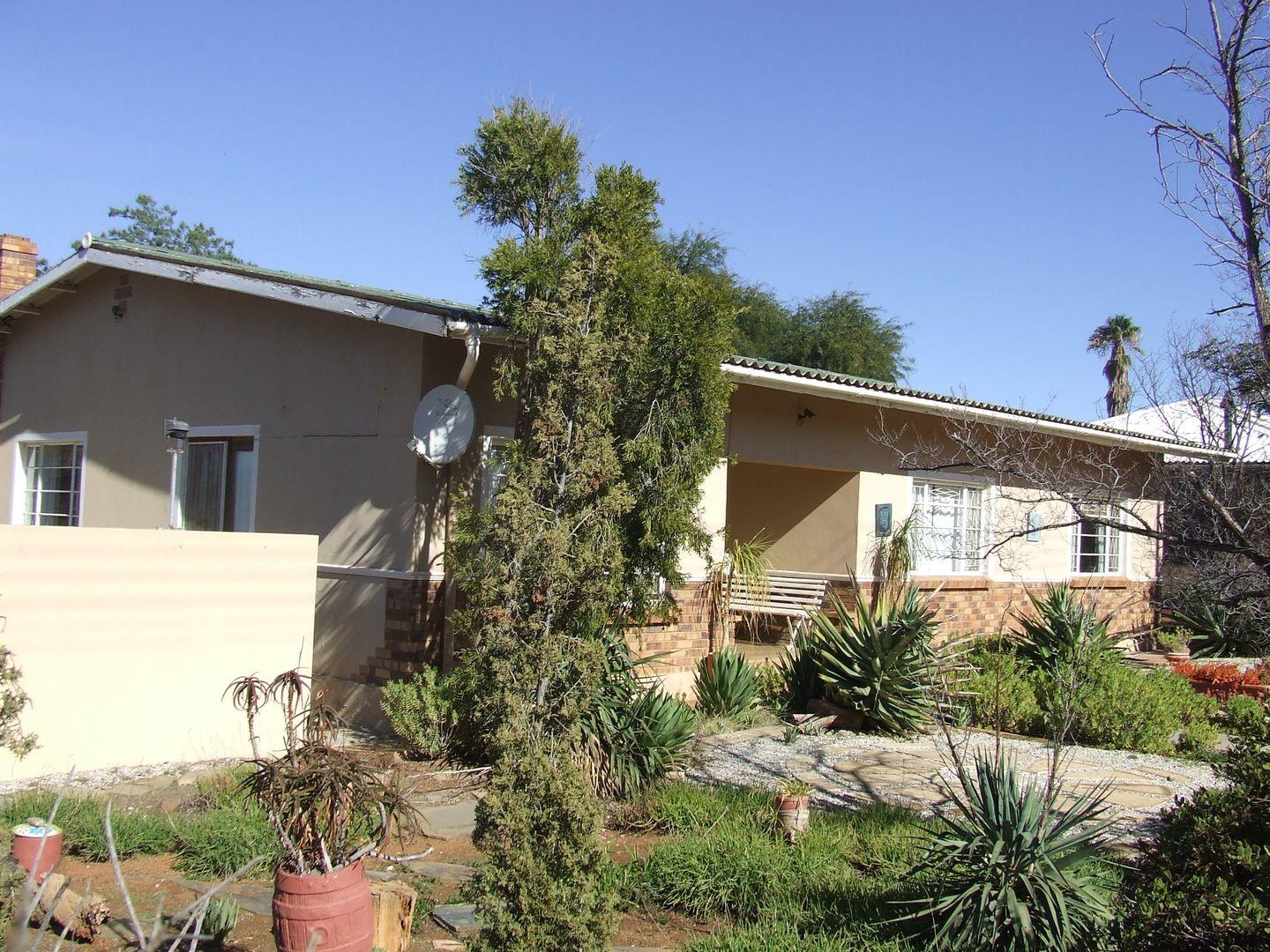 Houses for sale in Calvinia Calvinia Property