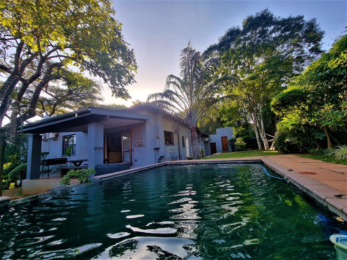 5 Bedroom House for sale in Barberton P24112813781