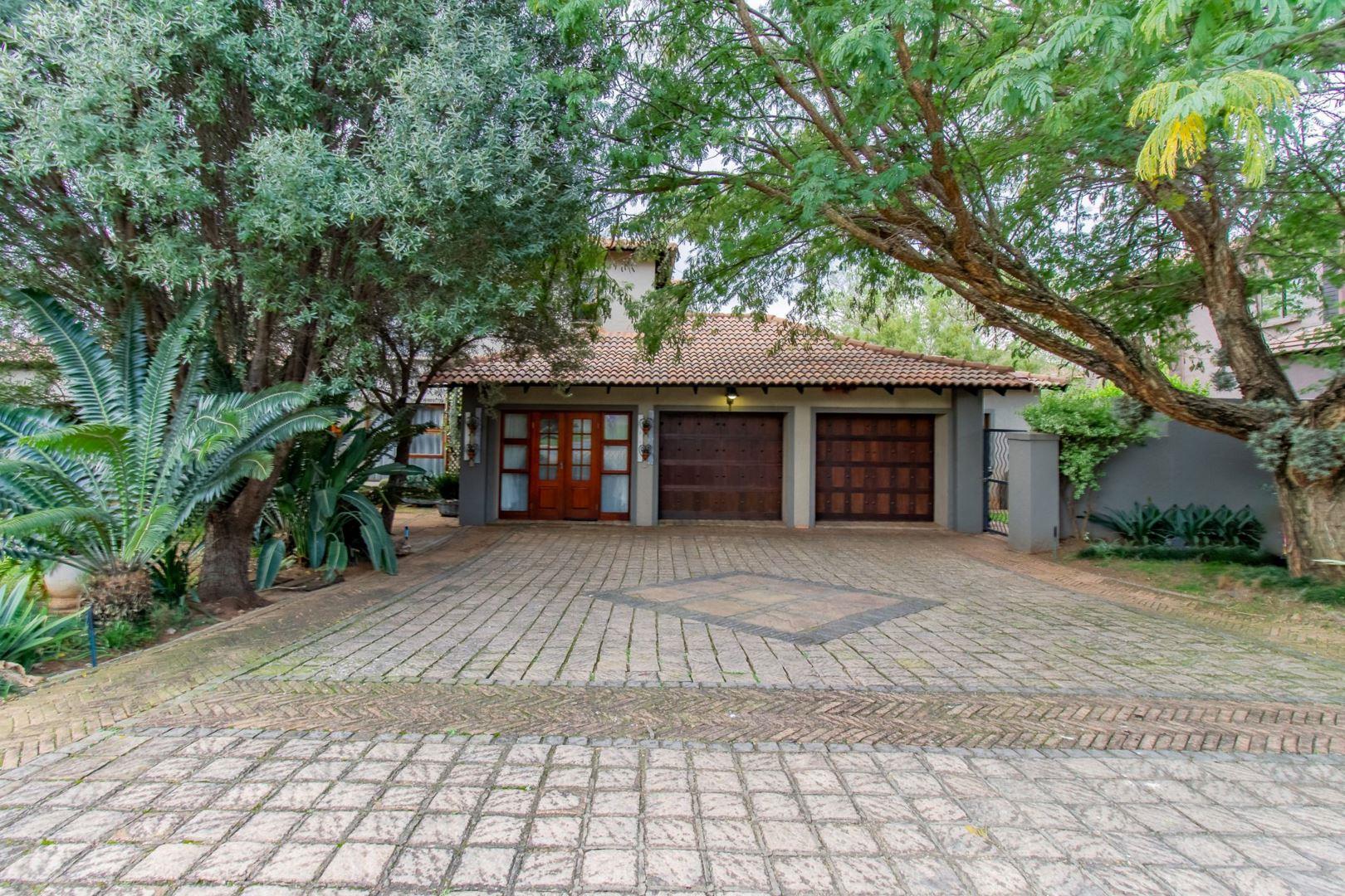 Property and houses for sale in Hartbeespoort Hartbeespoort Property