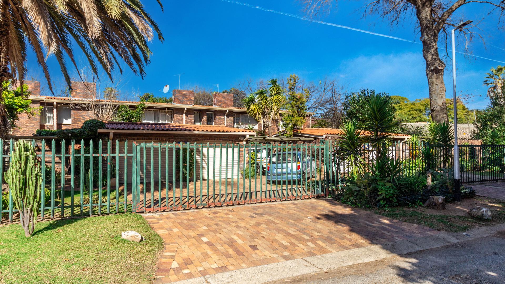 Windsor West Property Property and houses for sale in Windsor West