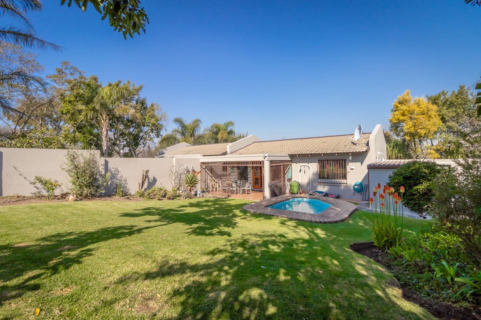 Townhouses for sale in Sandton Sandton Property