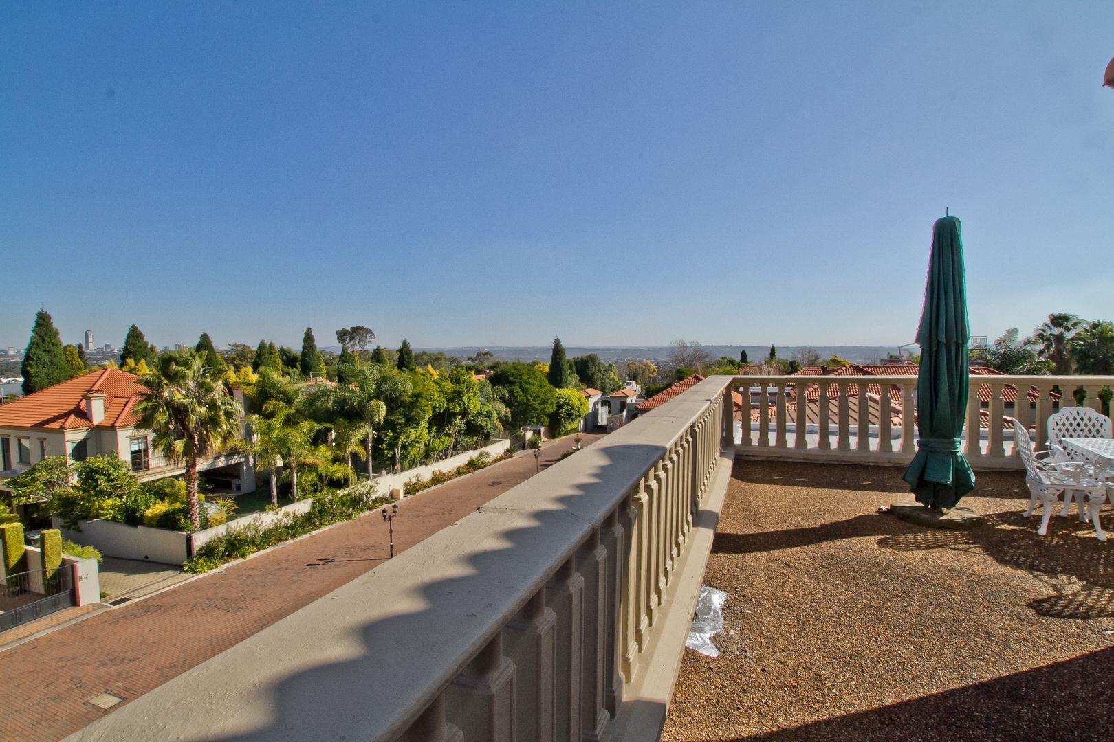 4 Bedroom House for sale in Khyber Rock P24112816601