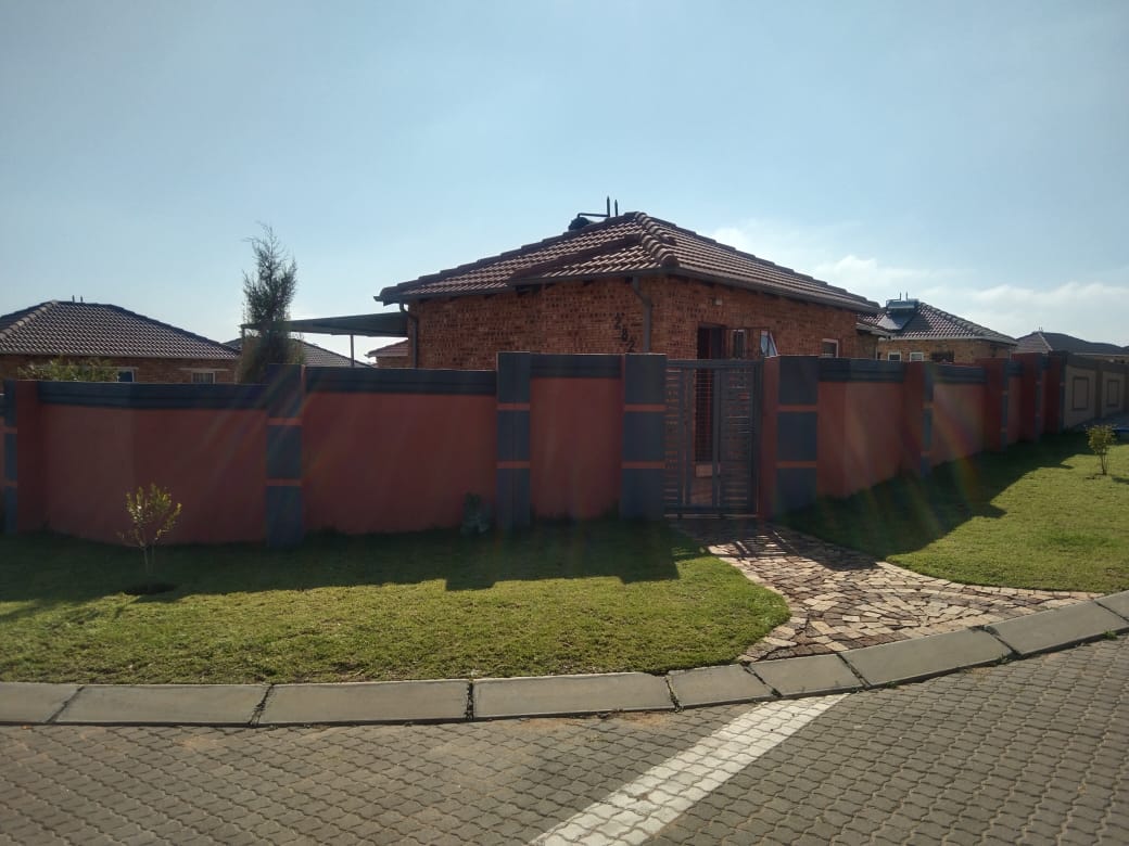 Daveyton Property Townhouses for sale in Daveyton