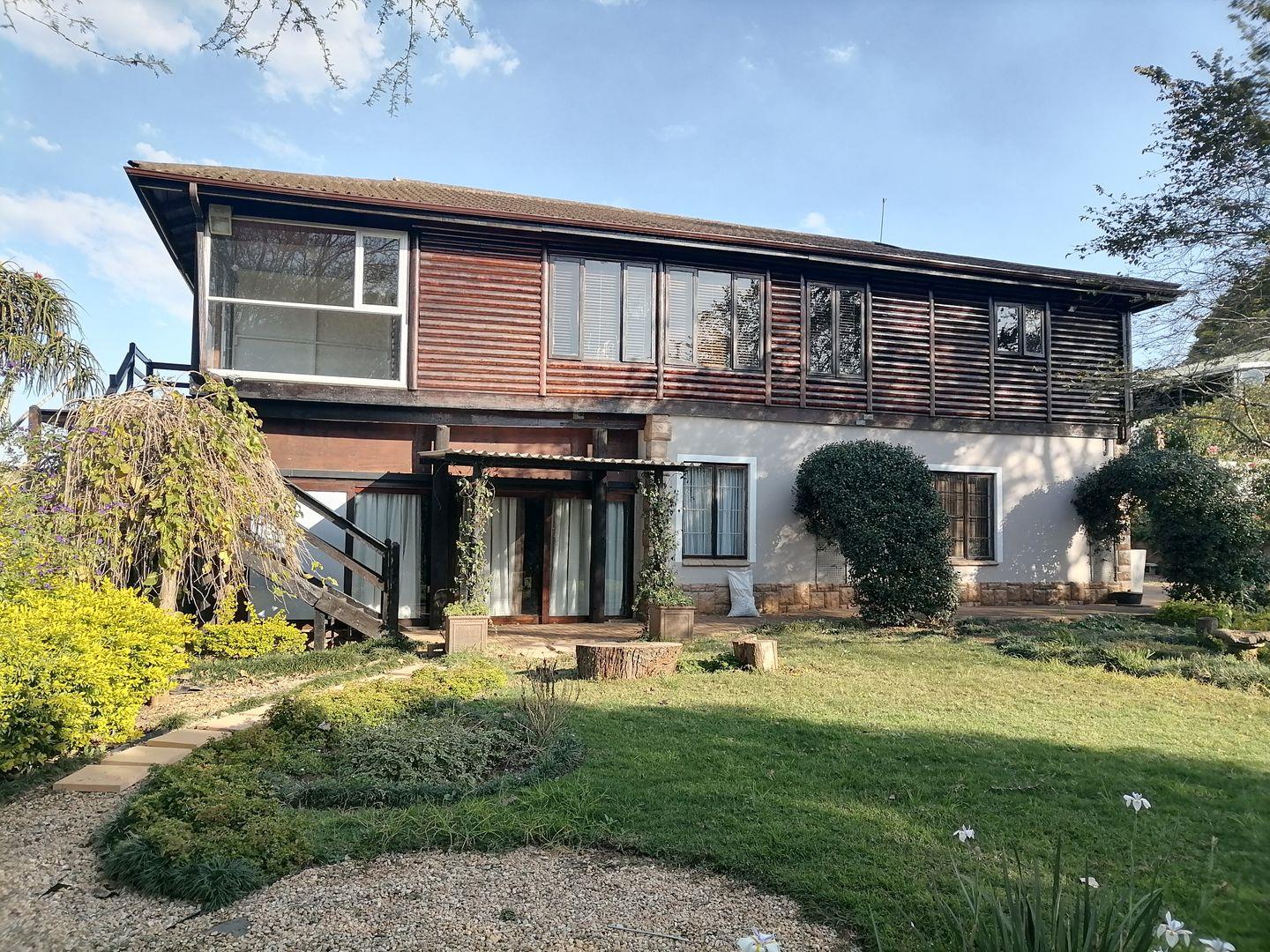 2 Bedroom House for sale in Bellevue P24112819969