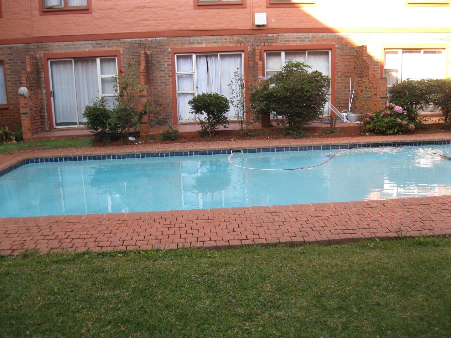 0.5 Bedroom Apartment / flat to rent in Riviera Rent Negotiable 00b