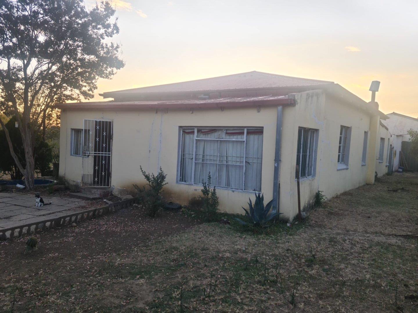4 Bedroom House for sale in Koppies P24112823373