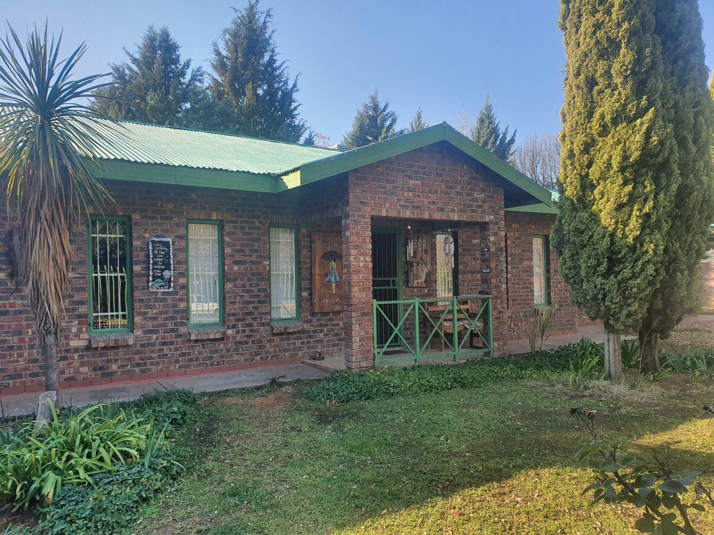 4 Bedroom House for sale in Douglas P24112829643