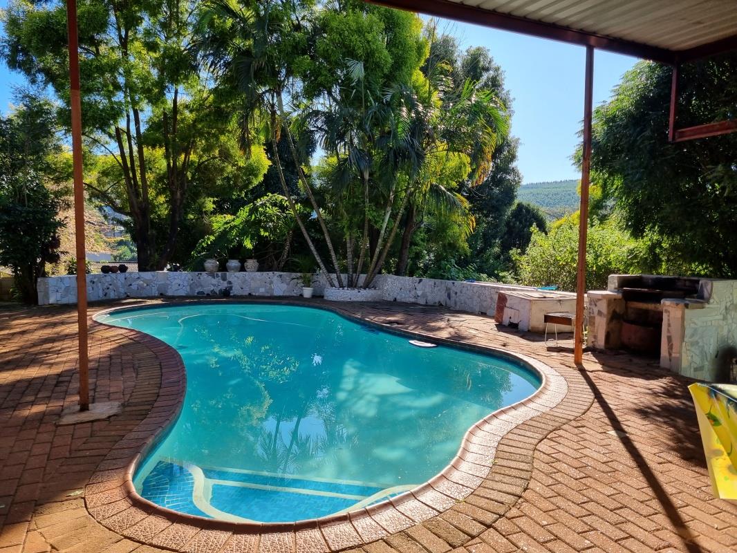 6 Bedroom House for sale in Chase Valley P24112829674