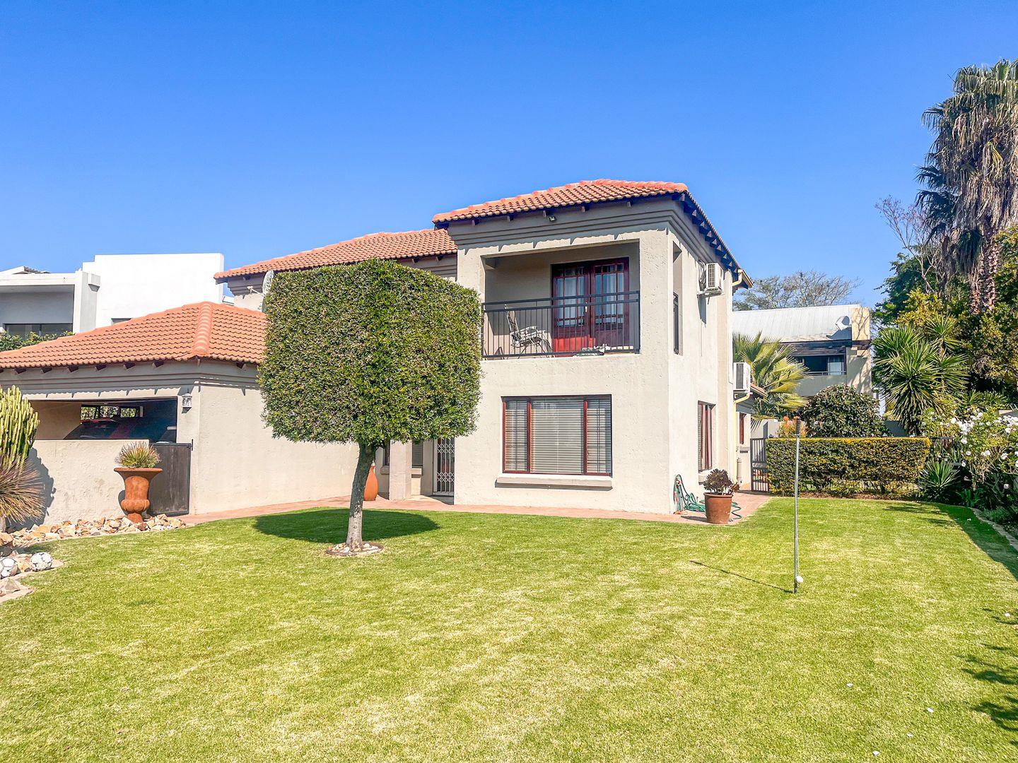 3 Bedroom House for sale in Willow Acres P24112829696