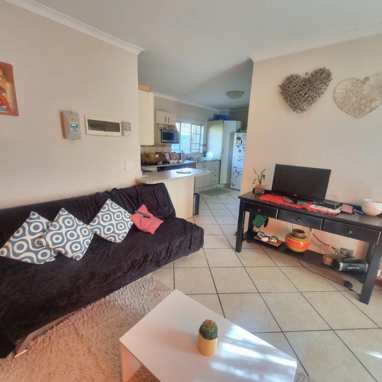 Hillside, Bloemfontein Property Property and houses for sale in