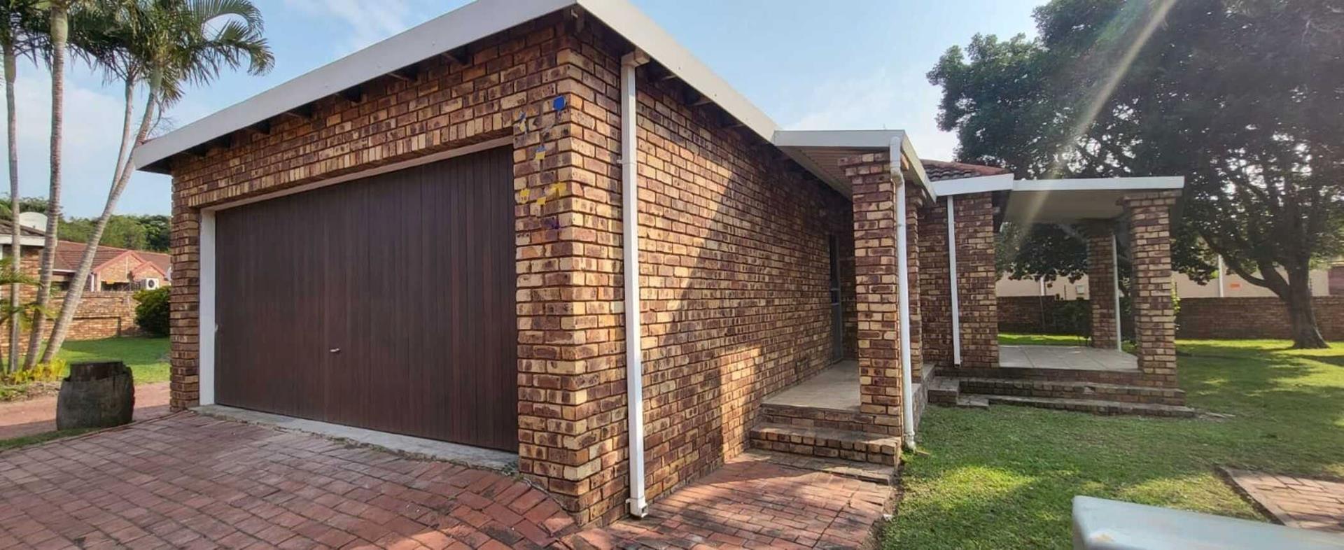 3 Bedroom Townhouse to rent in Meer En See P24114395950