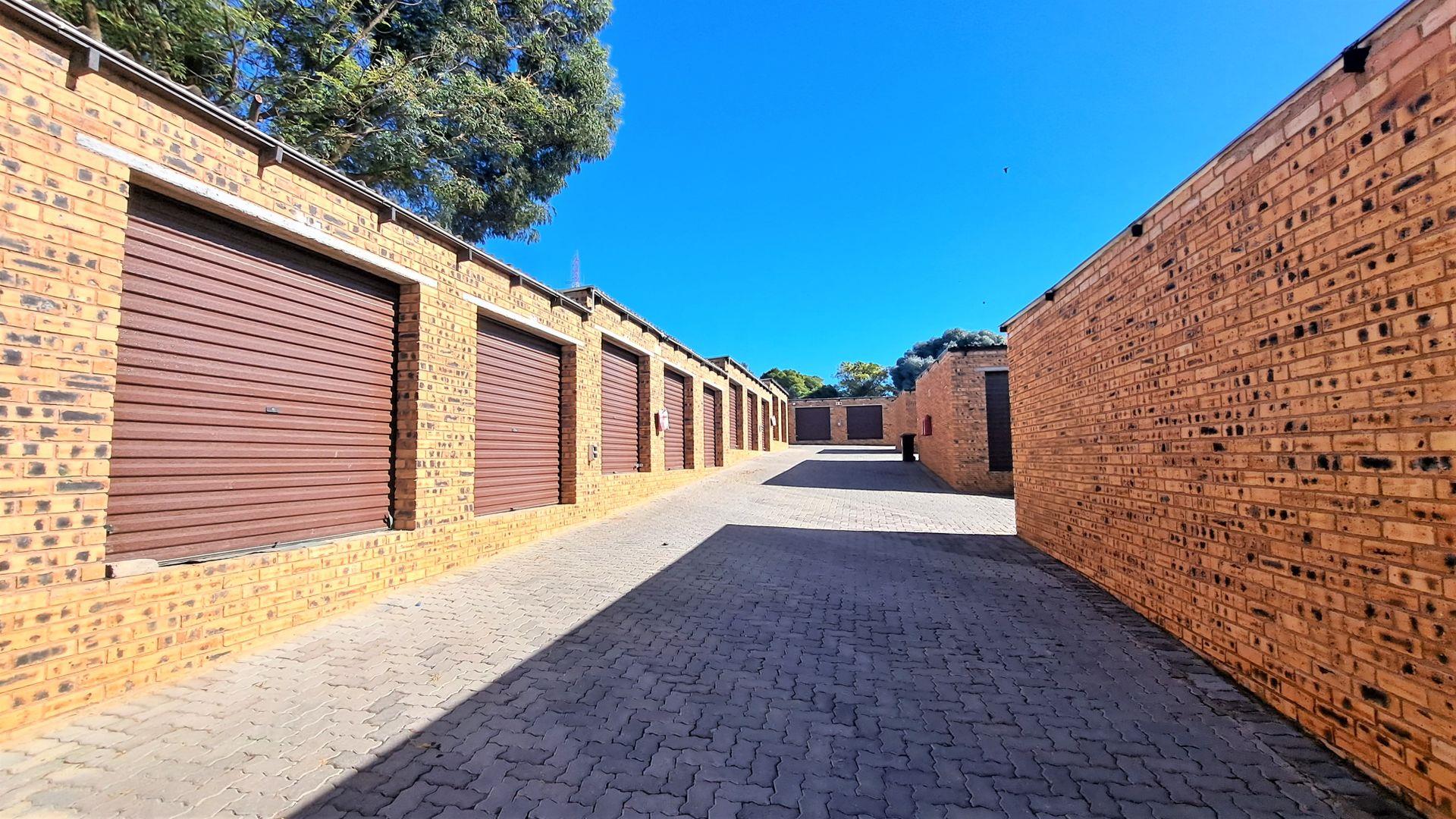 Honeydew Property Commercial property for sale in Honeydew