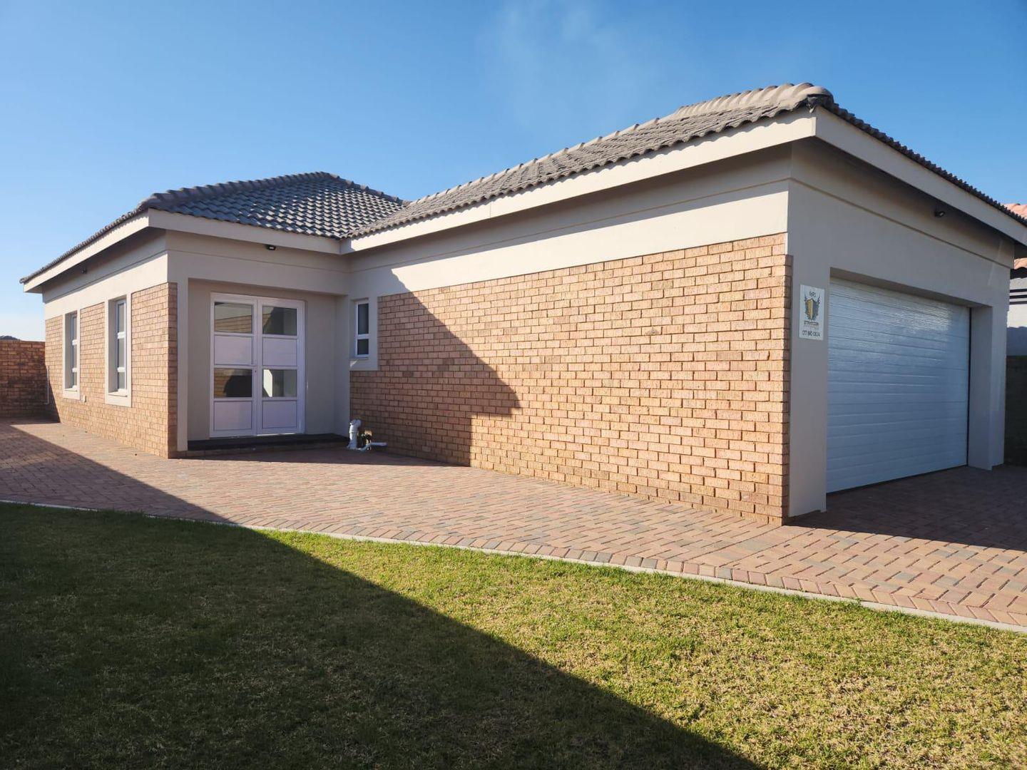 3 Bedroom House for sale in Secunda P24112838189