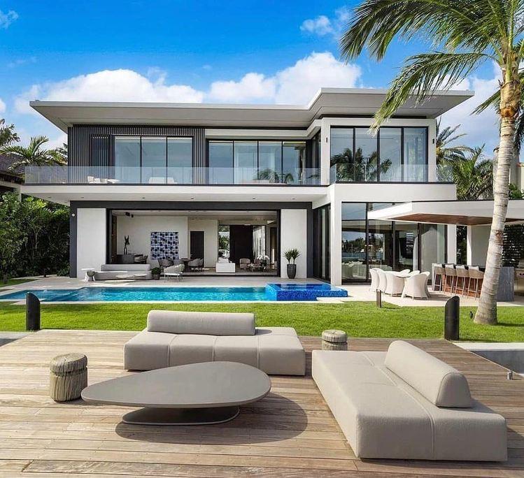 5 Bedroom House for sale in Bryanston East P24107705001