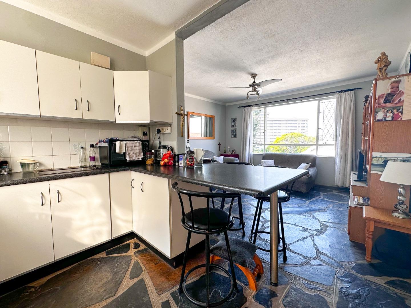 2 Bedroom Apartment / flat for sale in Morningside 11 Ss Natalie