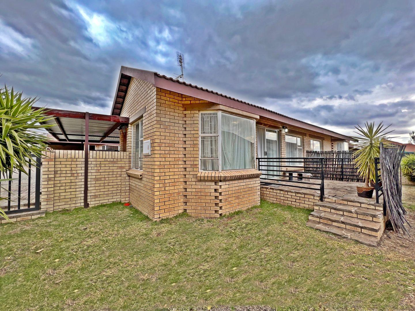 Pentagon Park Property Property and houses for sale in Pentagon Park