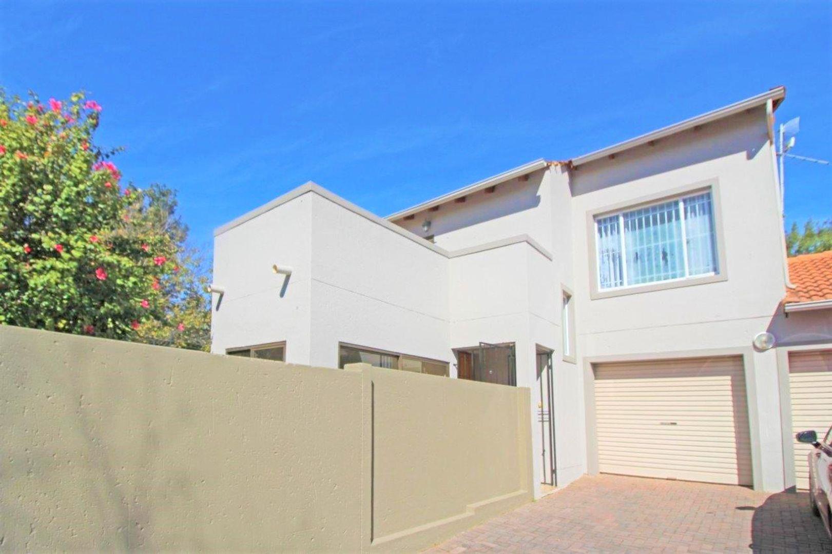 Northgate, Randburg Property Townhouses for sale in Northgate