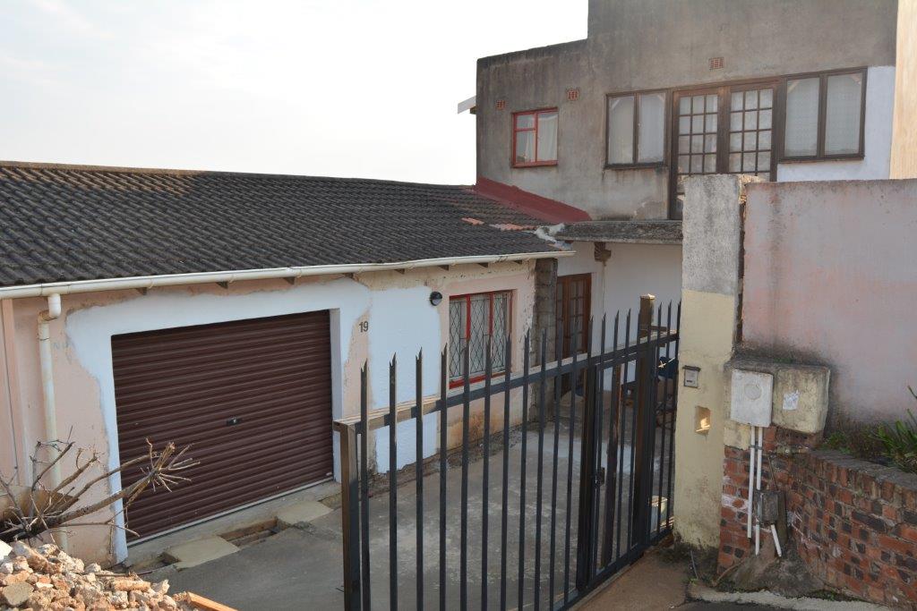 3 Bedroom House for sale in Panorama Gardens P24112846270