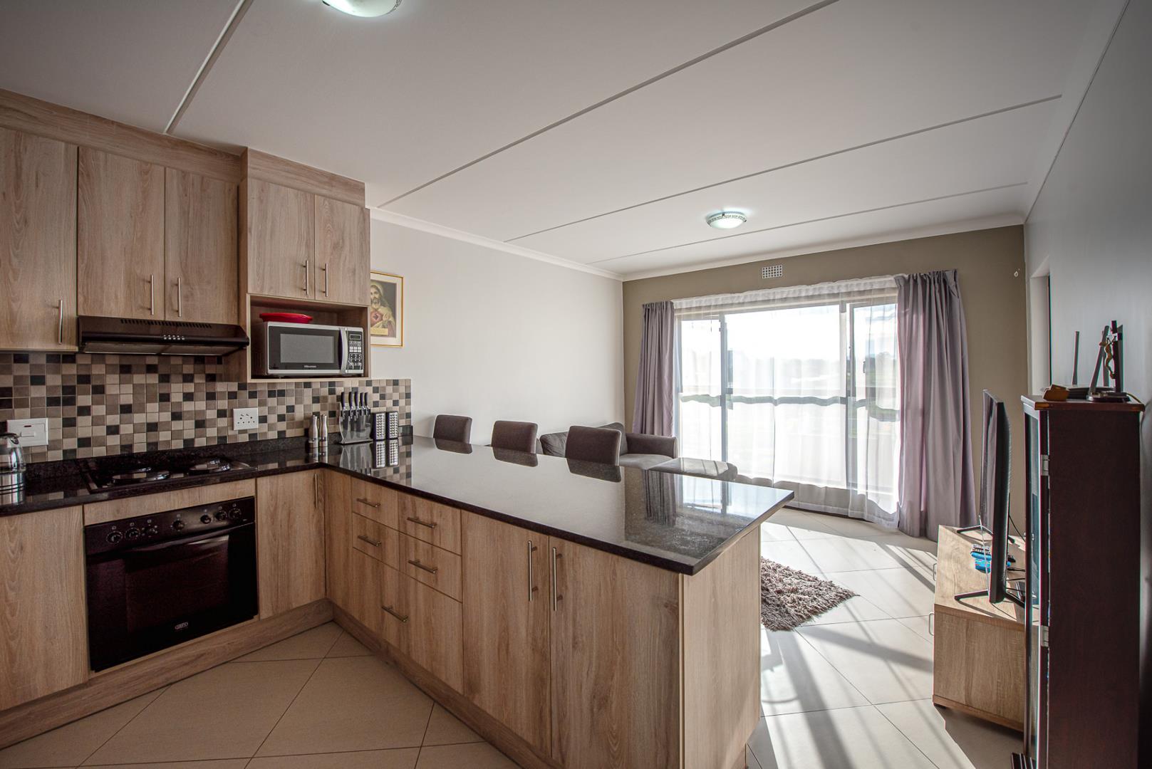 2 Bedroom Apartment / flat for sale in Buh Rein Estate P24112846495