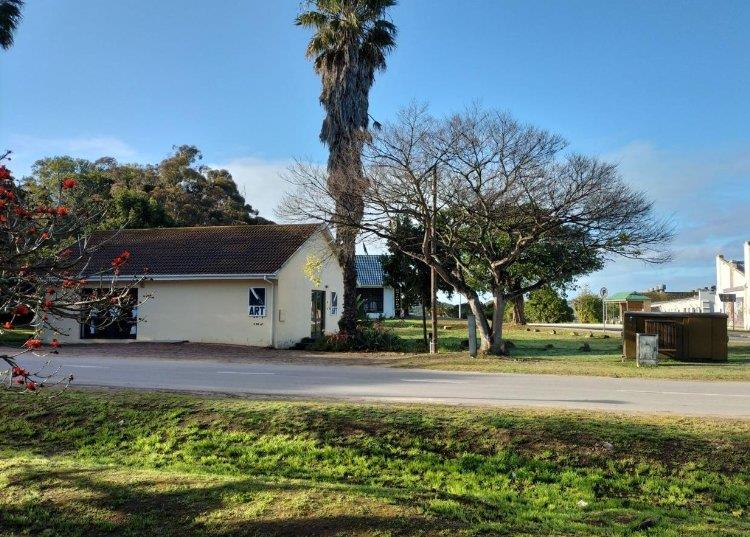 Commercial property for sale in Groot Brakrivier Central Mossienes 2