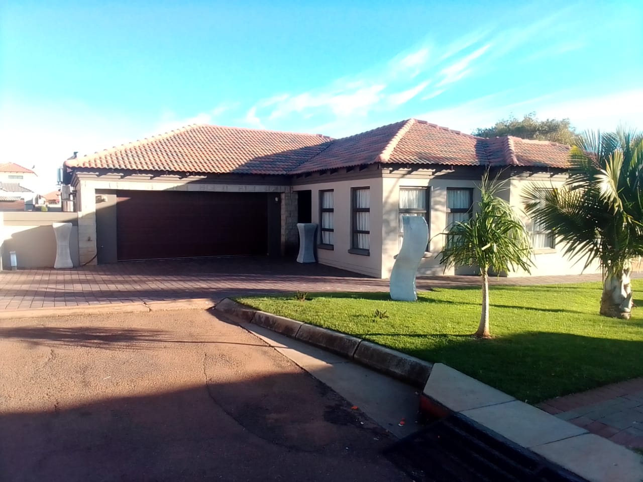 3 Bedroom House for sale in The Orchards P24112813569