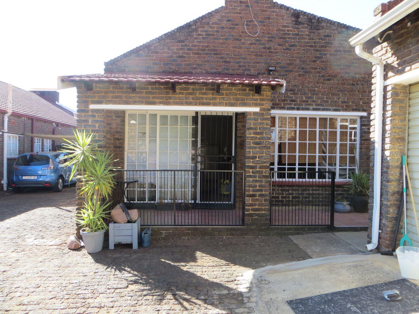 Carletonville Central Property Property and houses to rent in