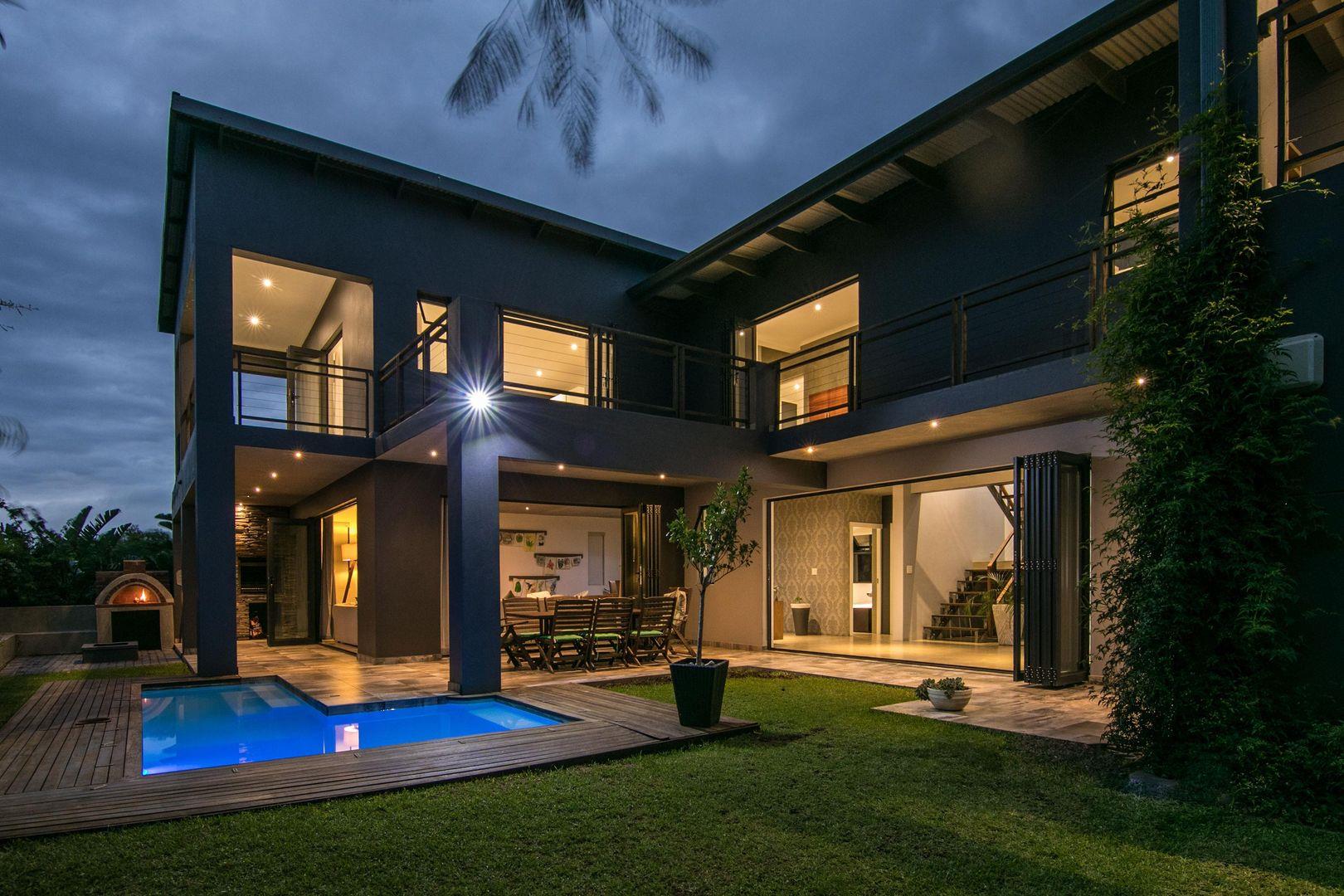 Palm Lakes Estate Property Property and houses for sale in Palm Lakes