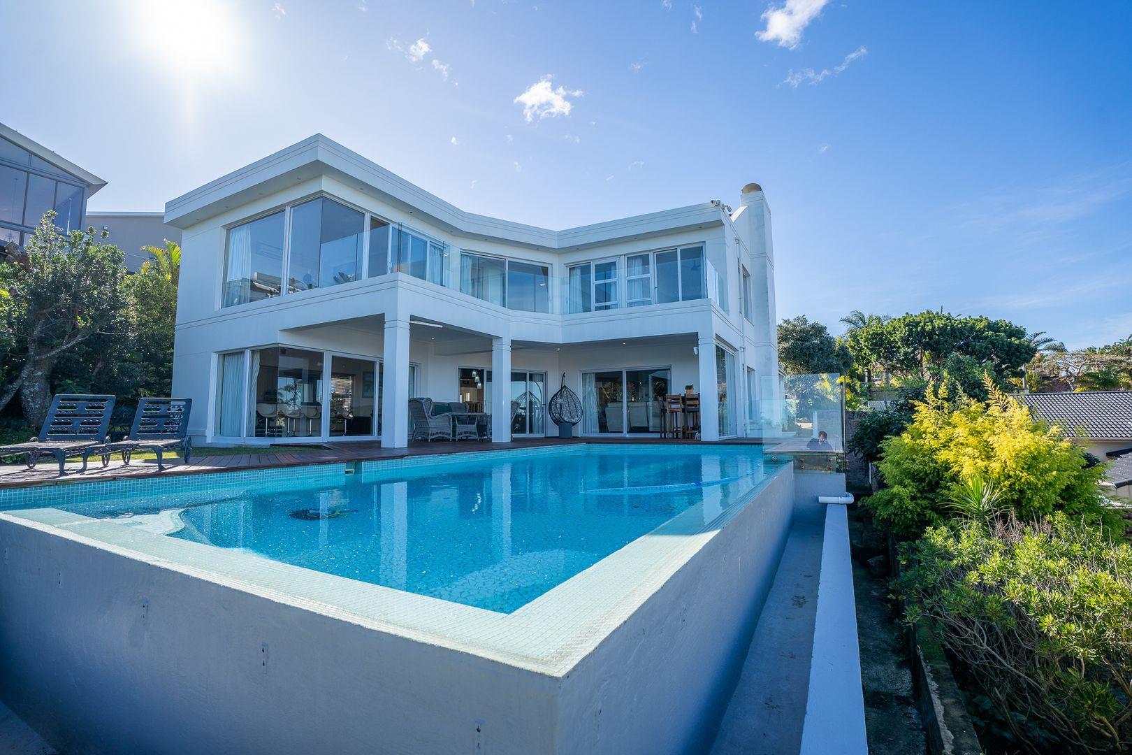 6 Bedroom House for sale in Blue Bend P24112852452